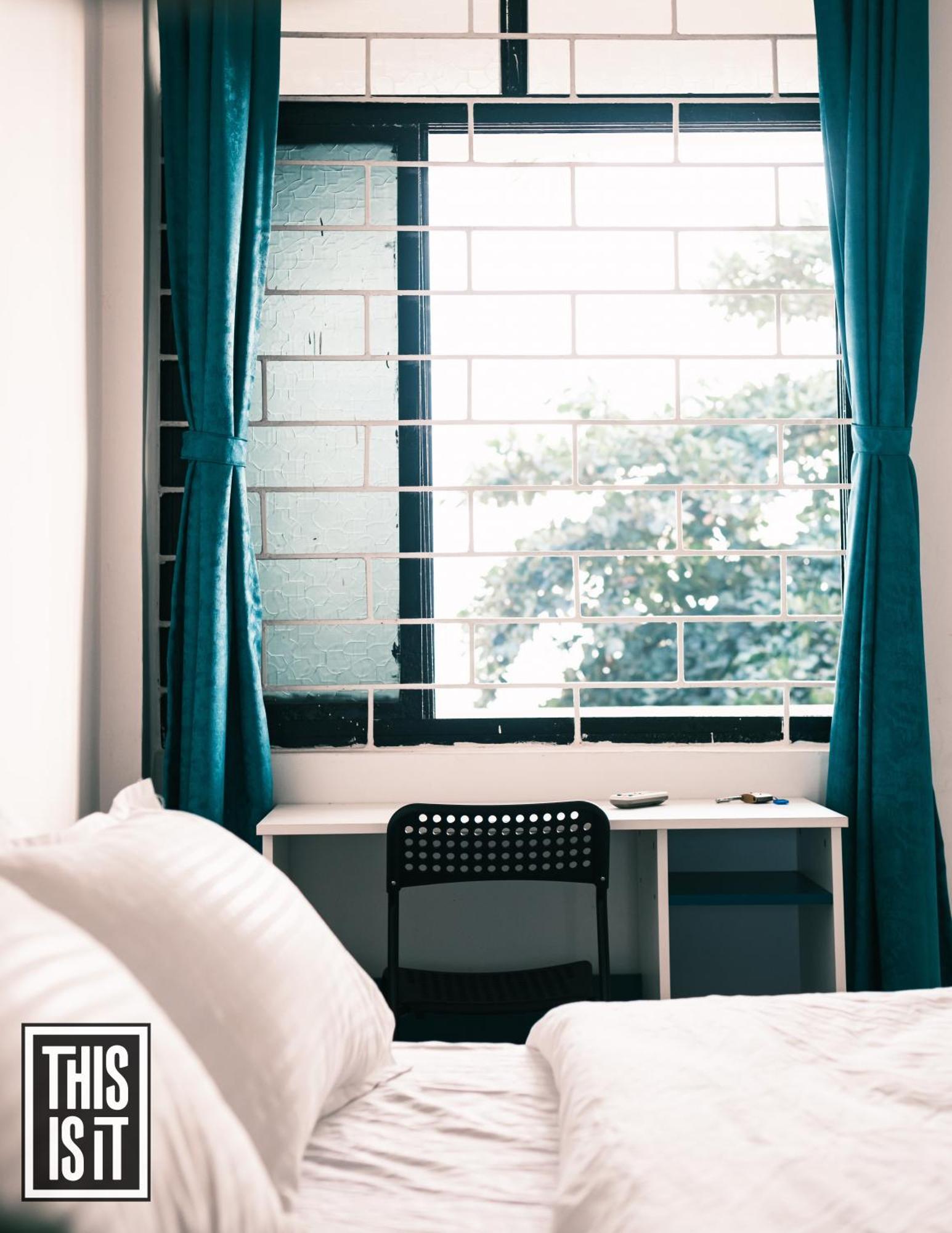 Is It Beachfront - Rooms, Cafe & Events गेस्ट हाउस